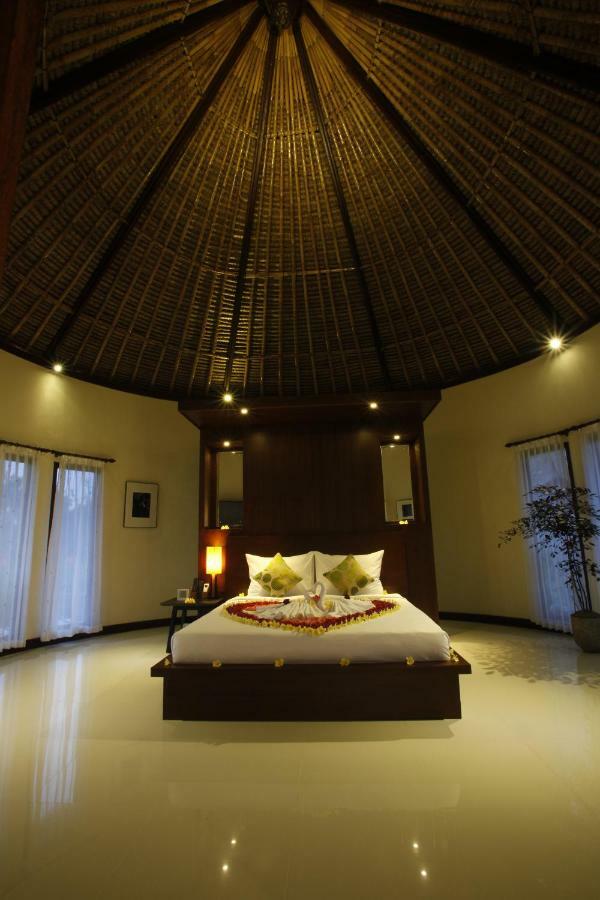 हॉलिडे पार्क Hidden Yone Village 4*